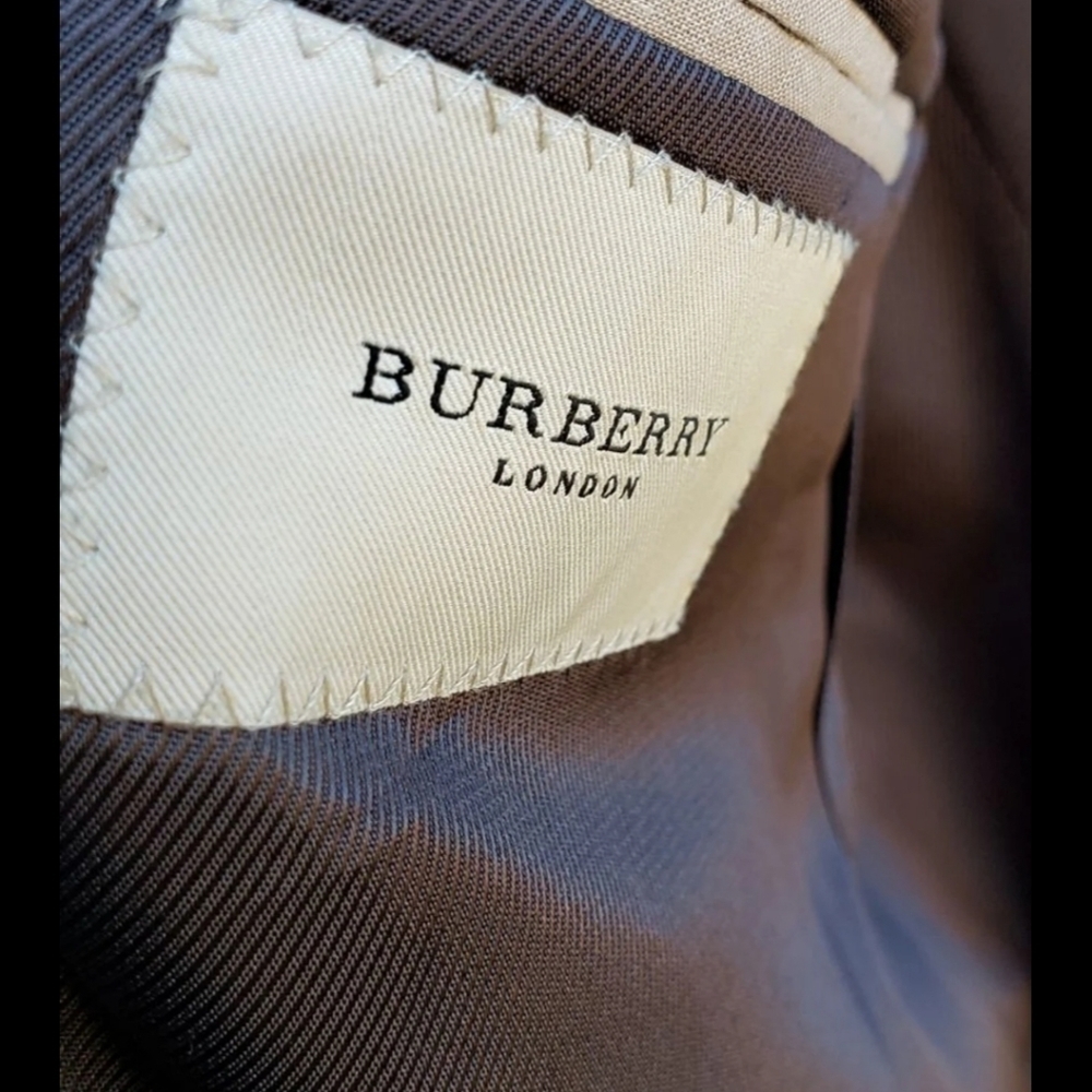 Burberry Blazer - Picture 2 of 4